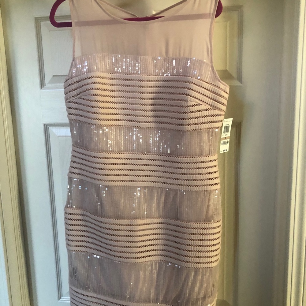 Sequinced pale pink evening dress